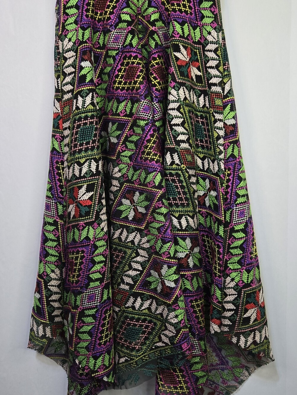 Alex Marie Sz 2 Elegant Black Dress Multicolor Geometric Design  Hankerchief Hem - Picture 8 of 12